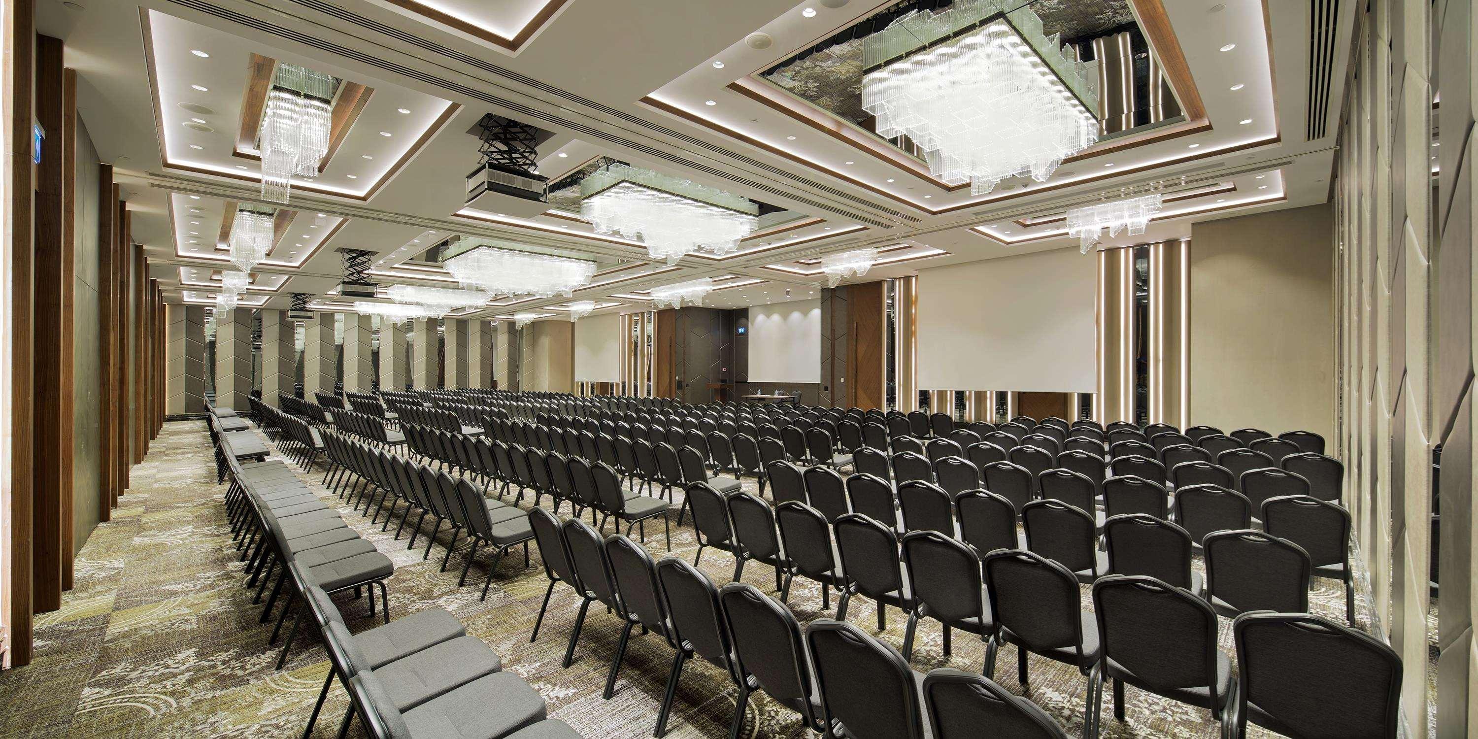 Hotel Doubletree By Hilton Istanbul - Piyalepasa Exteriér fotografie The Grand Ballroom