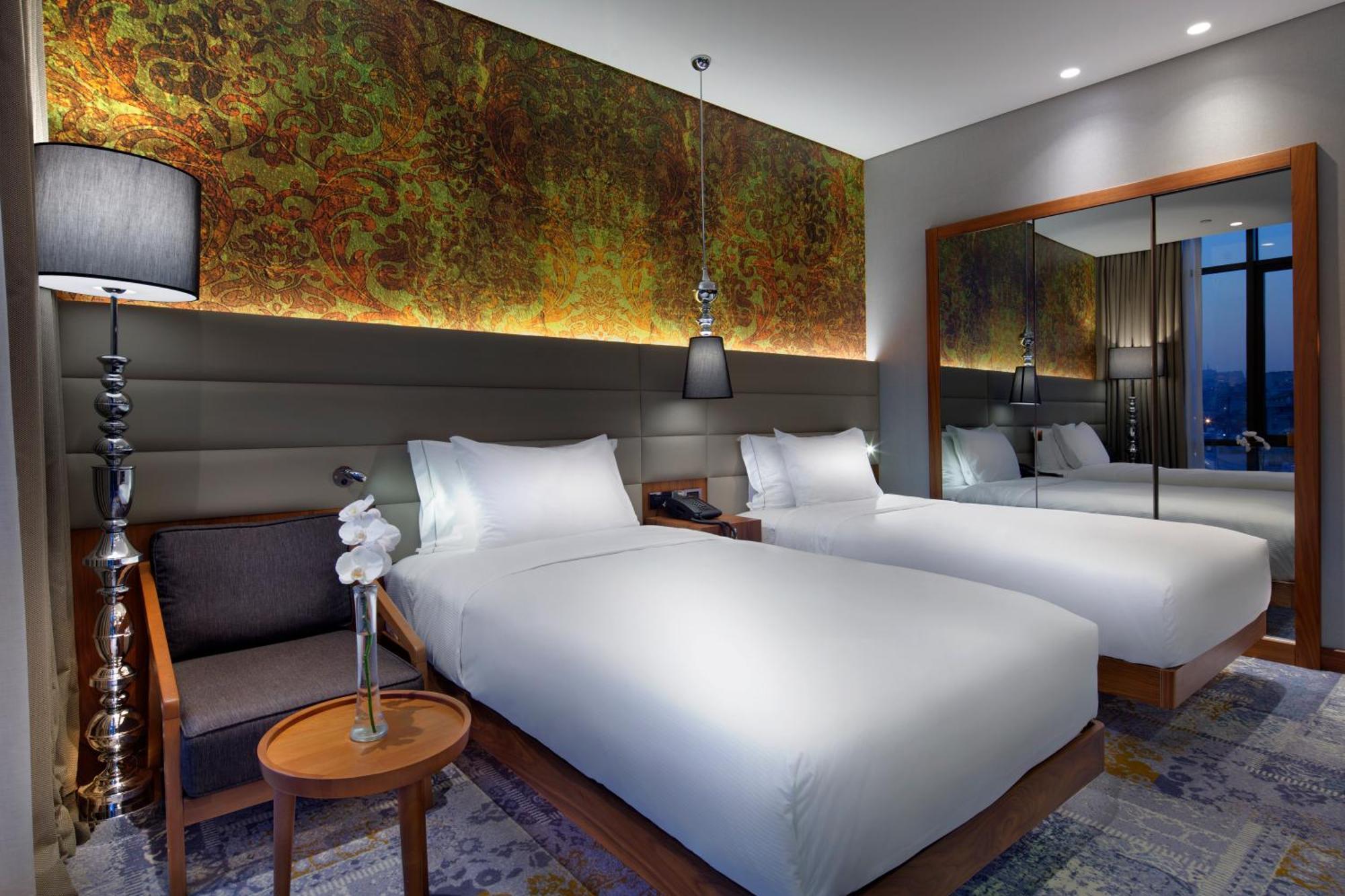 Hotel Doubletree By Hilton Istanbul - Piyalepasa Exteriér fotografie Deluxe Room