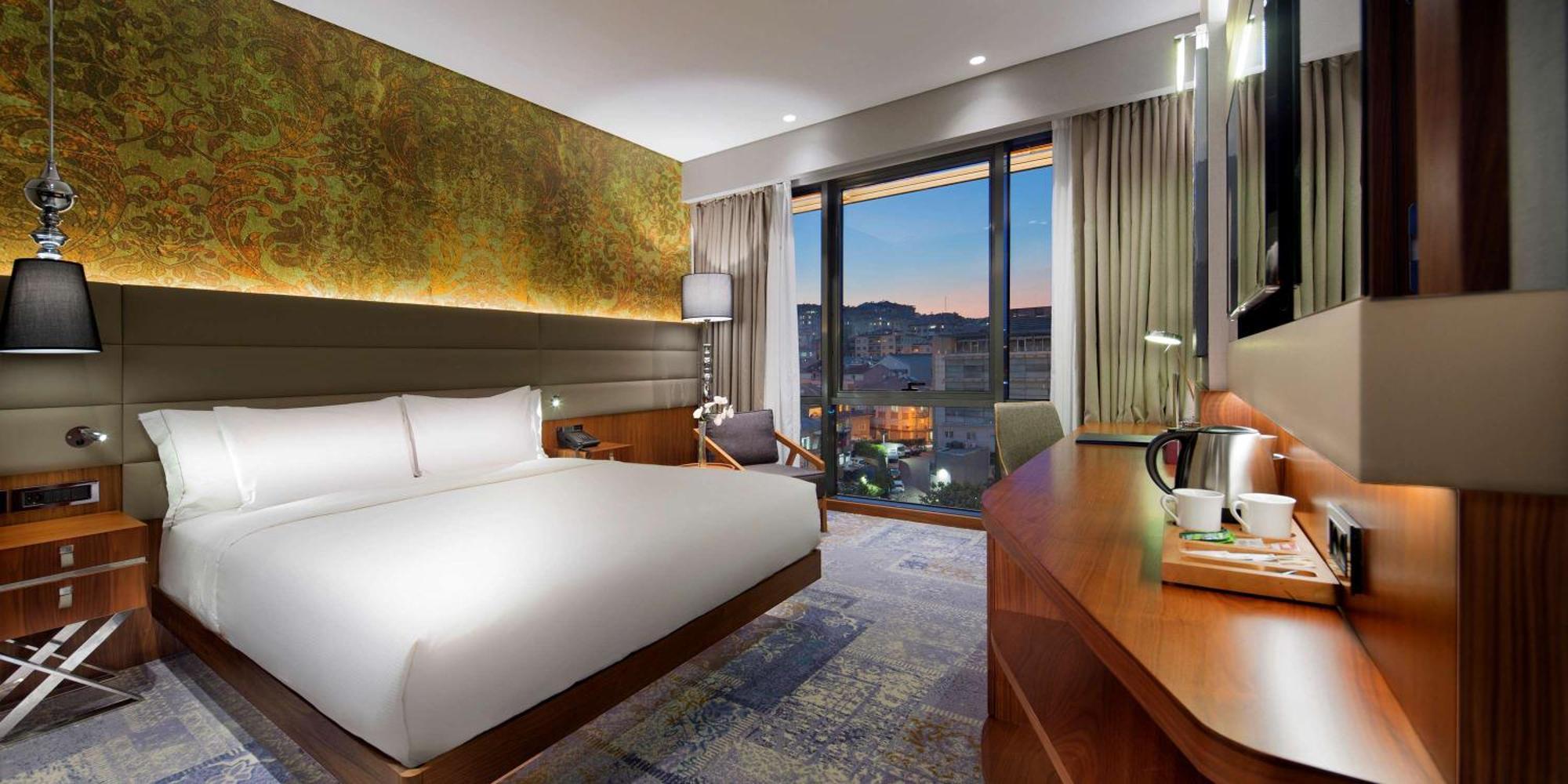 Hotel Doubletree By Hilton Istanbul - Piyalepasa Exteriér fotografie Deluxe room