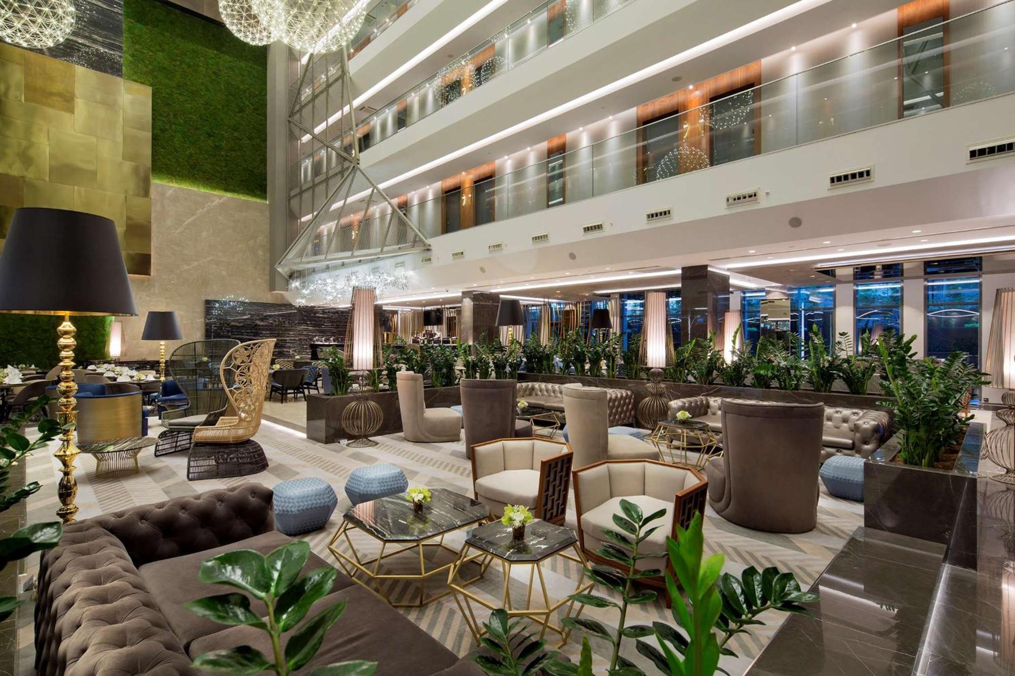 Hotel Doubletree By Hilton Istanbul - Piyalepasa Exteriér fotografie Lobby
