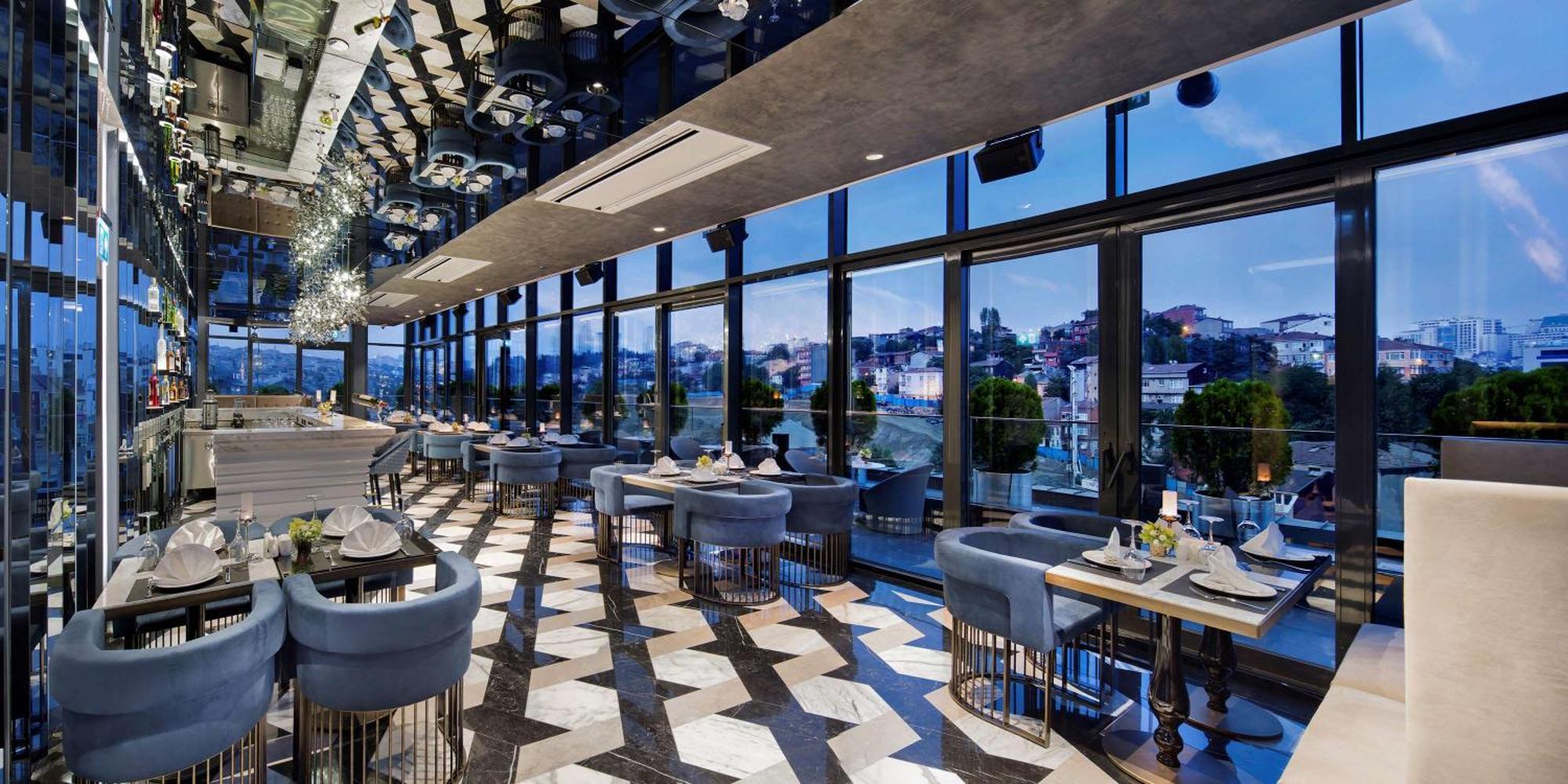 Hotel Doubletree By Hilton Istanbul - Piyalepasa Exteriér fotografie The restaurant