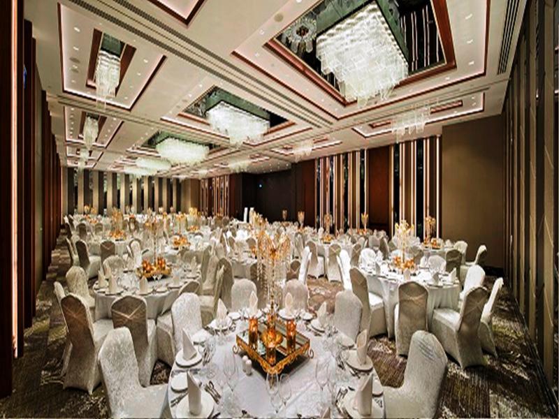 Hotel Doubletree By Hilton Istanbul - Piyalepasa Exteriér fotografie The Grand Ballroom