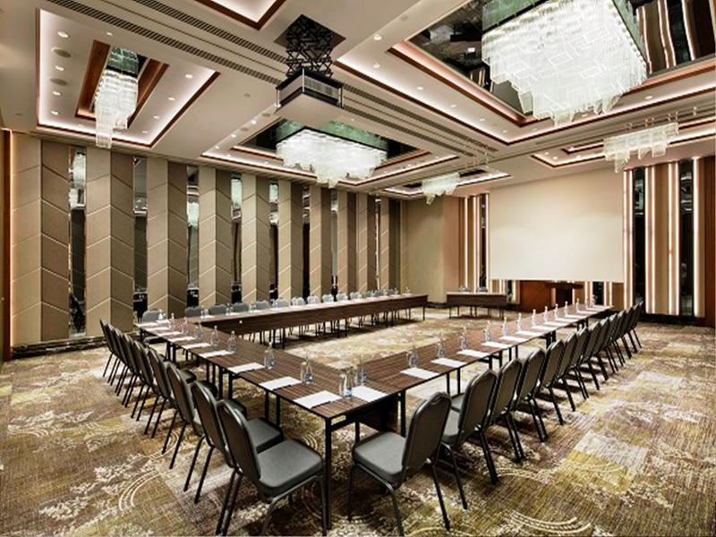 Hotel Doubletree By Hilton Istanbul - Piyalepasa Exteriér fotografie The Grand Ballroom