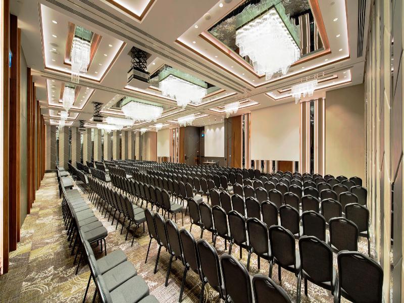 Hotel Doubletree By Hilton Istanbul - Piyalepasa Exteriér fotografie The Grand Ballroom